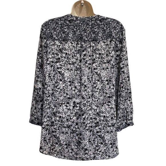 NYDJ Not Your Daughters Jeans Popover Top Blouse Keyhole Tie Neckline Sz S - Picture 2 of 12